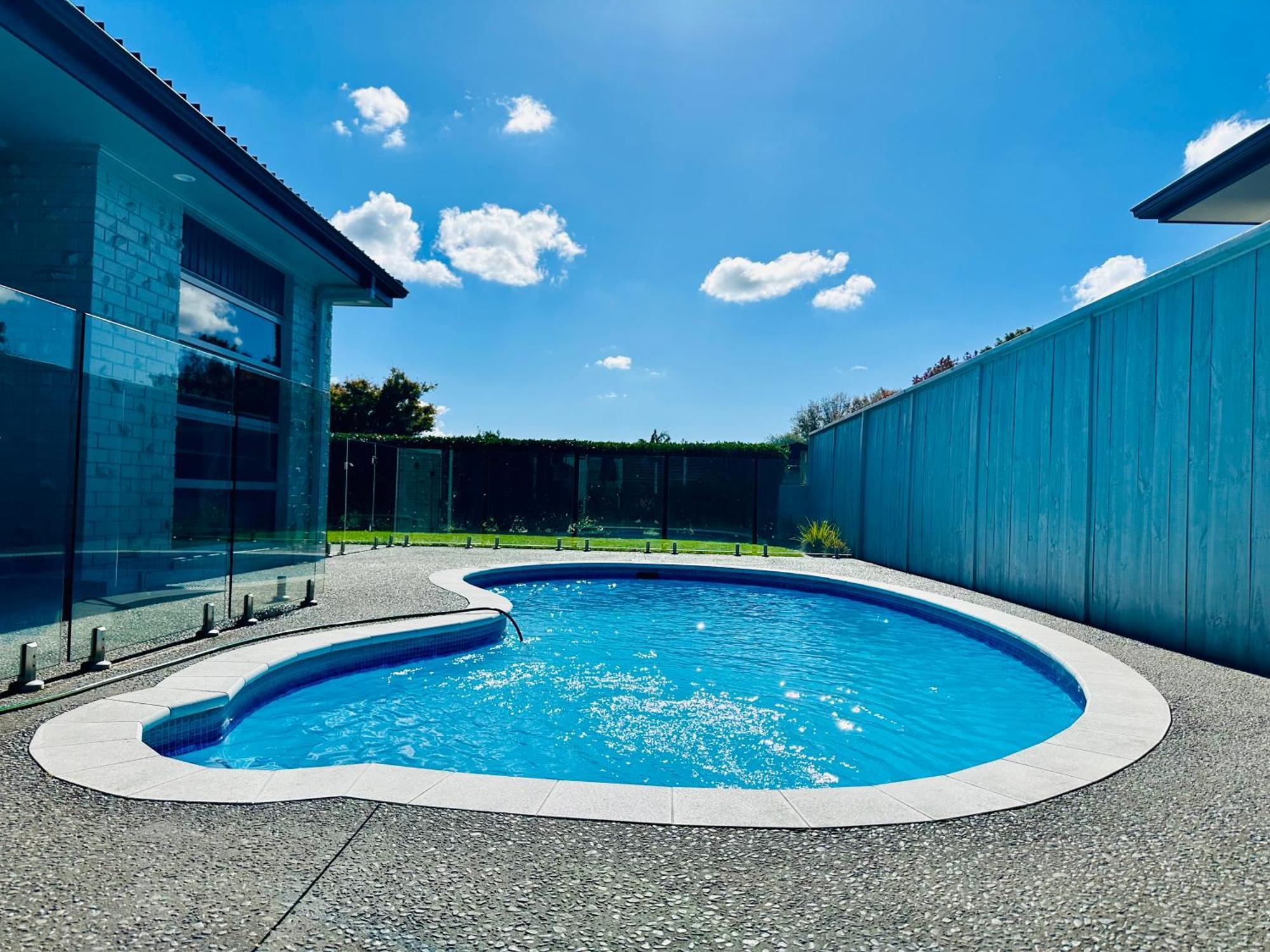 Summer Holiday 4 Bedrooms House In Hamilton With Pool And Spa Extérieur photo